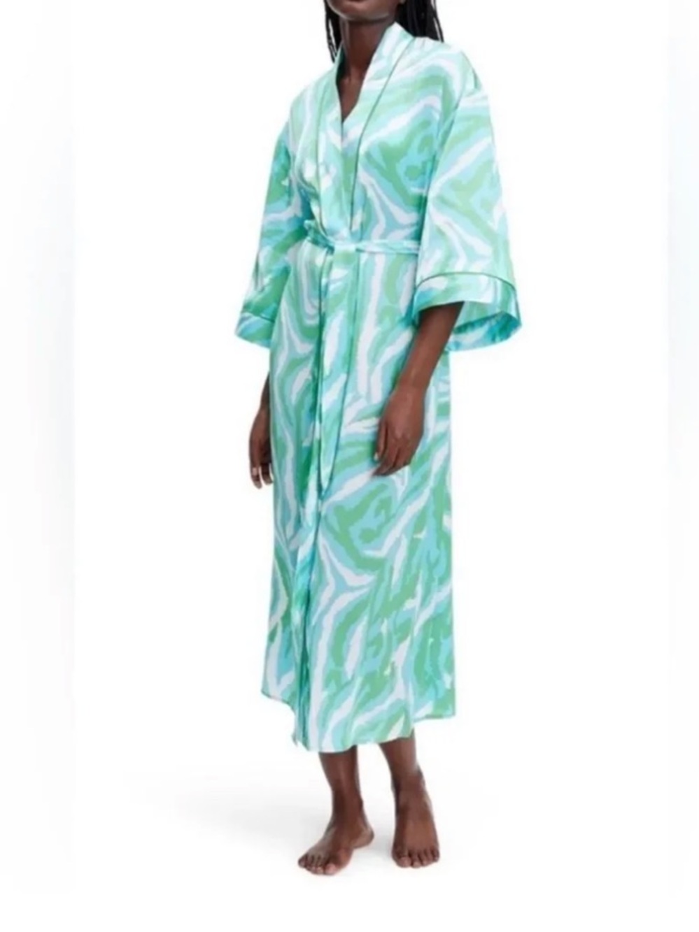 Diane Von Furstenberg Mint Green & White Marble-Print Bath Robe